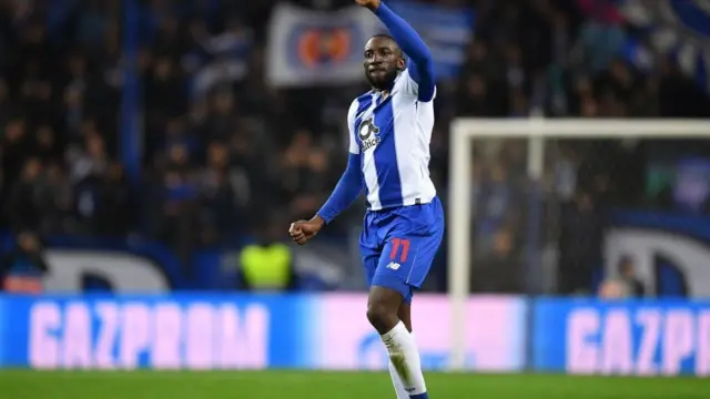 Gazeti la SunSport limeripoti kuwa Marega tayari analengwa na Wolves pamoja na Chelsea