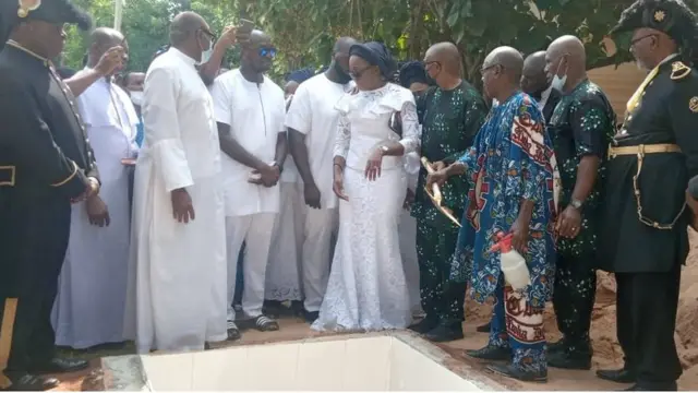 Peter Obi na ezi na ulọ Chike Akunyili