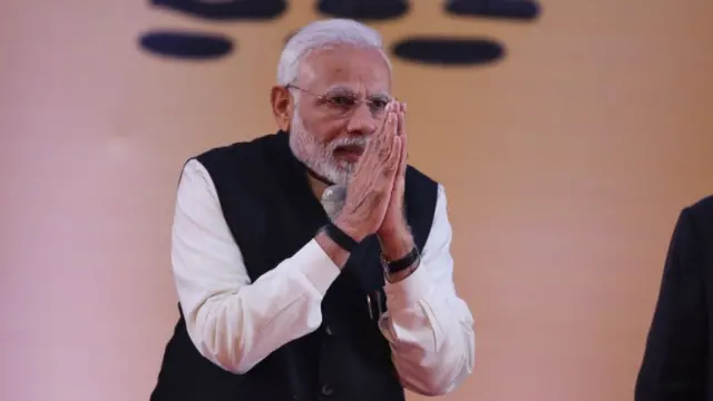 મોદીની તસવીર