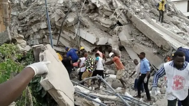 Awọn eeyan to n doola ẹmi nibi ile to wo