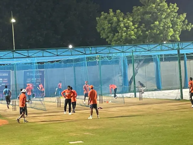 भारतीय टीम प्रैक्टिस करते हुए