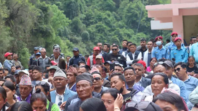 भोटेकोशी गाउँपालिकाका स्थानीय