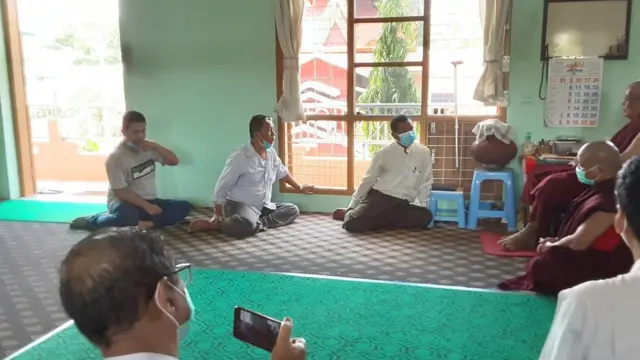 ကာယကံရှင်ကိုယ်တိုင်တောင်းပန်ဖို့သံဃာအချို့နဲ့မြို့ခံအချိုကတောင်းဆိုခဲ့ကြ