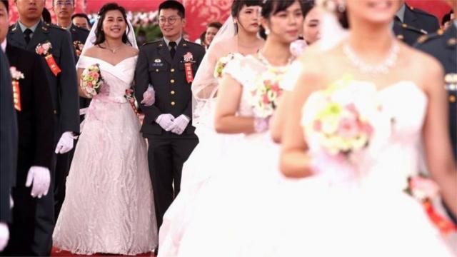 一共有188对新人参加联合婚礼（Credit: Reuters）