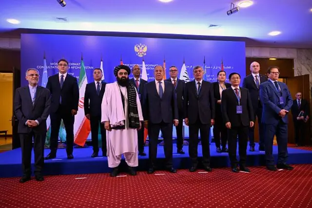 د مسکو فارمټ د ۲۰۱۶ کال په ډېسمبر کې پیل شو چې په دې وروستیو کې یې د غړو شمېر په تدریجي ډول یوولسو ته لوړ شو چې دا د ځینو په باور په افغانستان کې د سولې او پخلاینې په برخه کې د سیمې د هېوادونو د زیاتېدونکې اجماع ښکارندویي کوي.