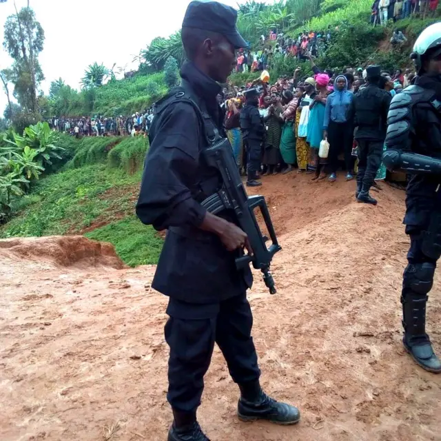 Abanshinzwe umutekano b'u Rwanda mu nkambi ya Kiziba