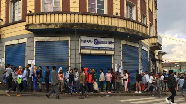 በመሃል ፒያሳ ከተዘጉ ሱቆች መካከል አንዱ።