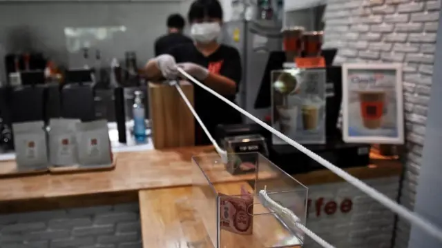 सोशल डिस्टेंसिंग