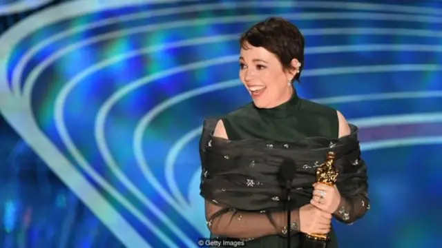 Ít ai có thể đoán được Olivia Colman sẽ đánh bại người có triển vọng, Glenn Close, để trở thành nữ diễn viên xuất sắc nhất Oscar năm 2019.