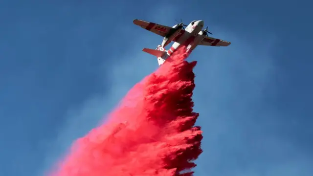 Пожежний літак