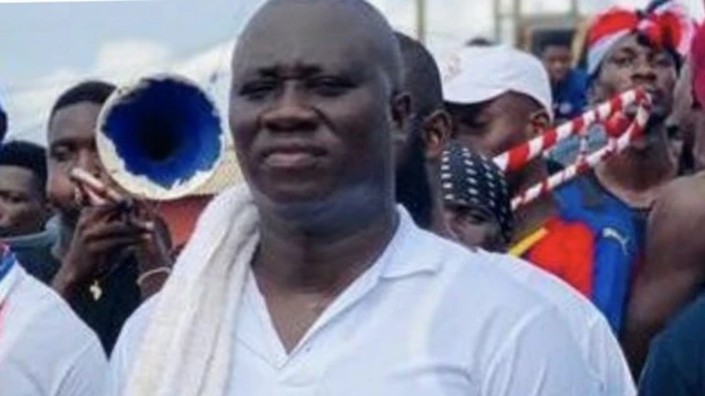 De late Ekow Hayford lef behind en wife den two children.