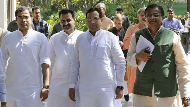 परवेश वर्मा, संजीव बालियान और कैप्टन अभिमन्यु