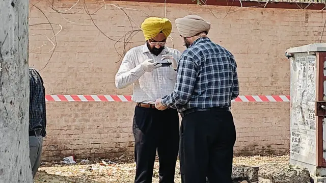 ਬੀਐਸਐਫ ਚੌਕ ਕੋਲ ਐਕਟਿਵਾ ਵਿੱਚ ਅੱਗ ਲੱਗਣ ਦਾ ਮਾਮਲਾ
