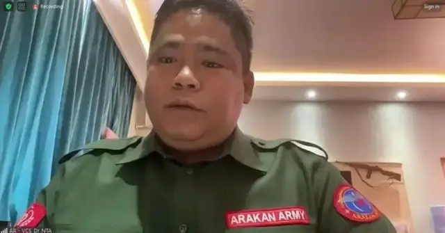 ၂၀၂၄ ခုနှစ်၊ မတ် ၄ ရက် ရက္ခိုင့်တပ်တော် သတင်းစာရှင်းလင်းပွဲမှာတွေ့ရတဲ့ အေအေ ဒုတိယစစ်ဦးချုပ် ဒေါက်တာညိုထွန်းအောင်
