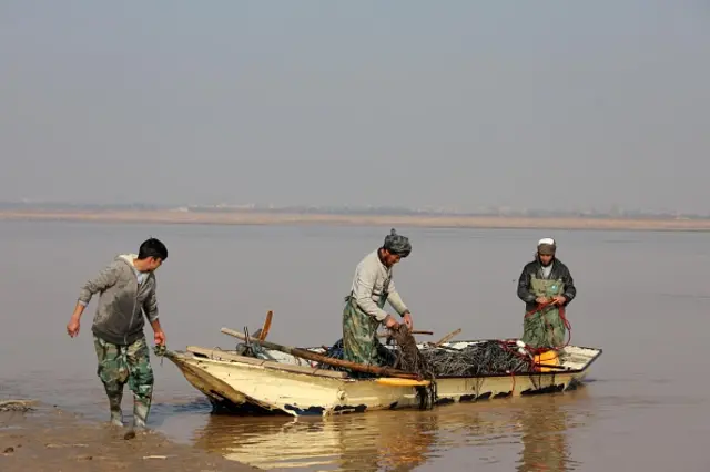 امو سېند