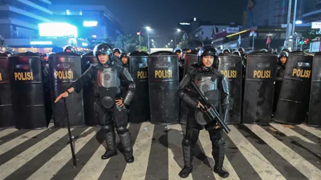 Pengerahan personel Polri untuk menangani unjuk rasa terkait hasil Pemilu 2019 di depan Gedung Bawaslu, Jakarta pada 22 Mei 2019