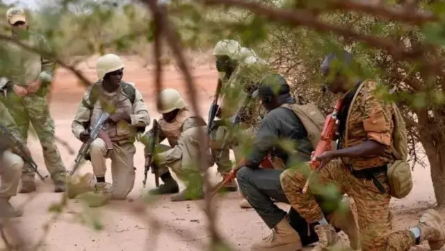 Des soldats burkinabés en opération