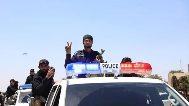 نیروهای امنیتی سوریه که می‌گویند برای حفاظت از اقلیت‌ها و غیرنظامیان اعزام شده‌اند