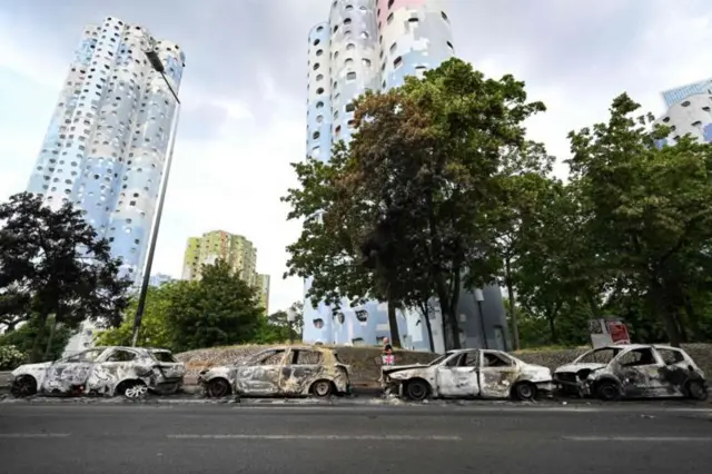 Carcaçasnordeste futebol bet apostacarros incendiadosnordeste futebol bet apostaNanterre, França