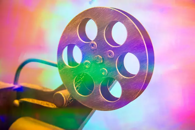 প্রতীকী ছবি - বিশেষজ্ঞরা জানিয়েছেন মালয়ালম চলচ্চিত্র পরিবর্তন আনতে গেলে আগে চিন্তা ভাবনায় বদল আনতে হবে। 