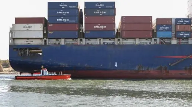 লোহিত সাগরে অবাধ বাণিজ্য চলাচল নিশ্চিত করতে এই চালানোর কথা বলছে ইউএস