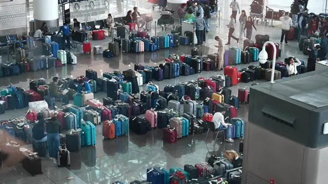 इंदिरा गांधी अंतरराष्ट्रीय हवाई अड्डे