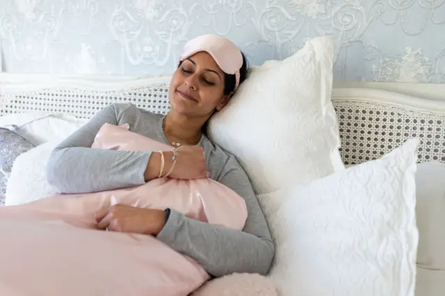 फक्त या 4 गोष्टी केल्यामुळे कायम राहाल निरोगी, बदलेल आयुष्य