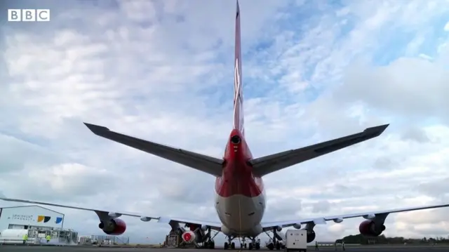 జంబోజెట్ మీంచి రాకెట్ ప్రయోగం