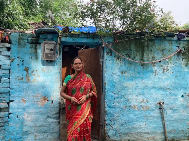 डालमियानगर निवासी कई दशकों से यहां रहते आ रहे हैं.