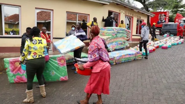 Mike Sonko amekuwa kipenzi watu hasa masikini hasa kwa kuwa amekuwa akiwapatia misaada