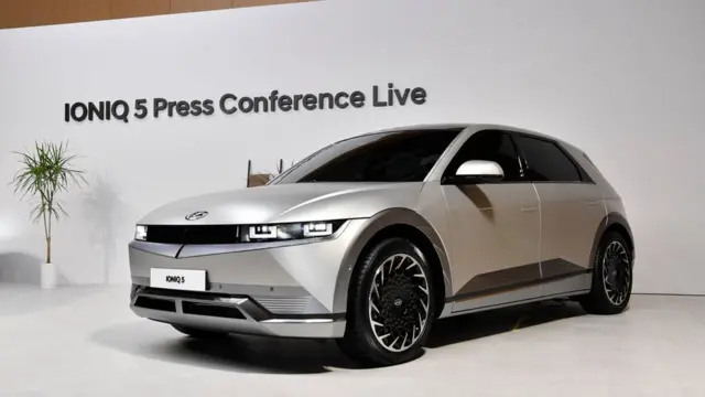 هیوندای می‌گوید آیونیک ۵ با هربار شارژ تا ۴۸۰ کیلومتر حرکت می‌کند