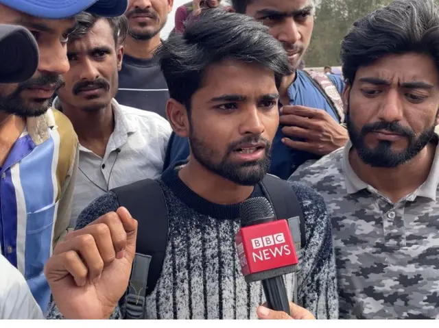 छात्र विकास शर्मा का कहना है कि ये भर्ती भी पांच छह साल बाद आई थी.