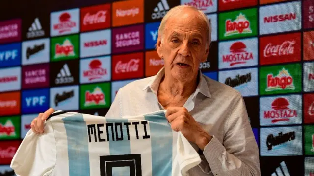 César Luis Menotti