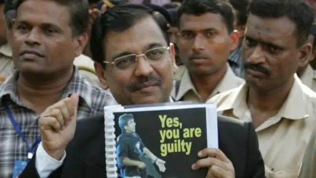 ముంబయి పేలుళ్లు, సంజయ్ దత్, ఉజ్వల్ నికమ్, శక్తి మిల్స్ కేసు, కసబ్