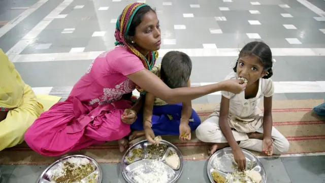 राहत शिविर