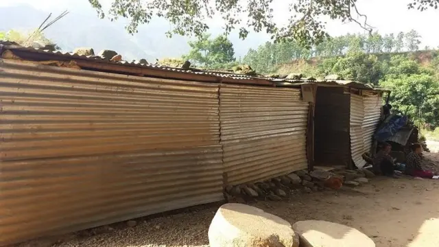 भूकम्पपीडित