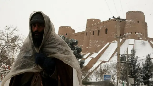 اولین برف در هرات