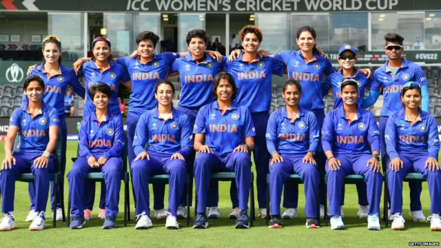 ਮਹਿਲਾ ਕ੍ਰਿਕਟ ਖਿਡਾਰਣਾਂ