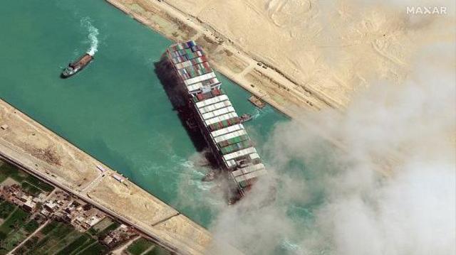 அமெரிக்கா கப்பல் விபத்து