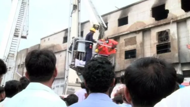 بلدیہ فیکٹری میں آتشزدگی