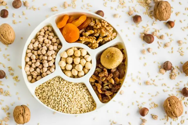 আশুরের উপাদানগুলো পুষ্টিগুণে ভরপুর থাকে।