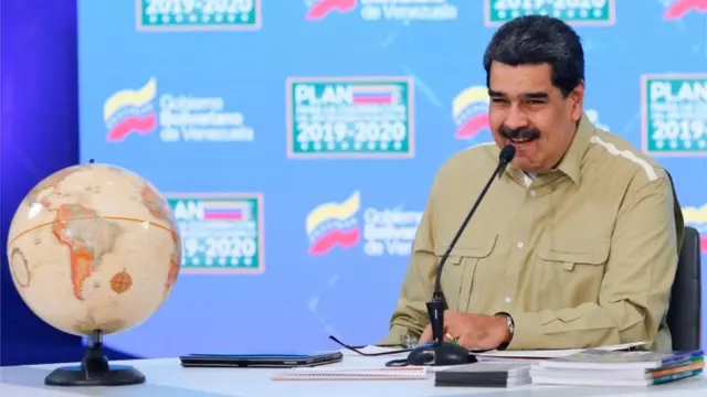 El presidente de Venezuela, Nicolás Maduro, en una reunión el pasado 21 de abril por la caída internacional del precio del petróleo.