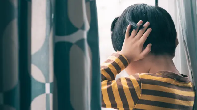 Ilustrasi anak dengan gangguan jiwa