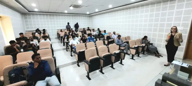 వర్క్ షాపు