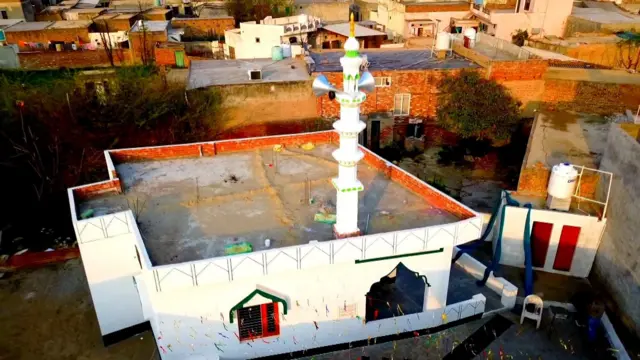 انڈین پنجاب کی ایک مسجد جسے ہندوؤں اور سکھوں نے تعمیر کرایا