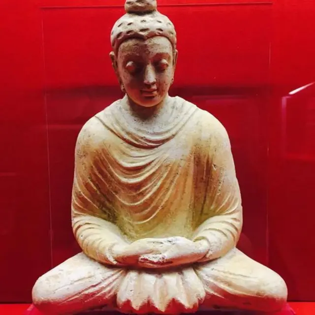 لرغوني اثار