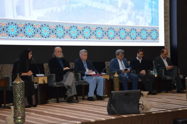 روز دوم نشست