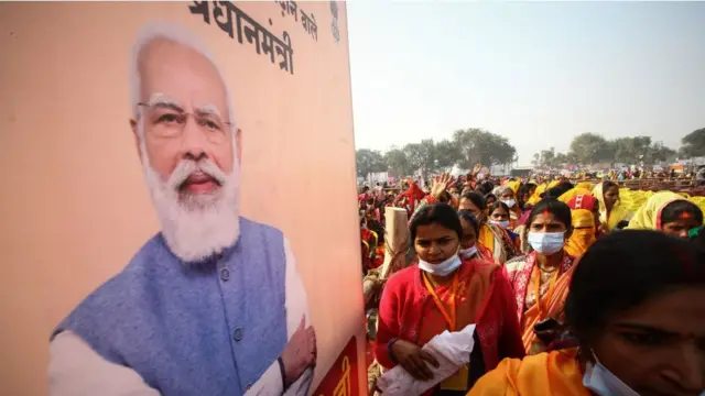 આ ચુકાદાને તટસ્થપણે જોઈ રહેલા ઘણાનું માનવું છે કે તેને ધાર્મિક રંગ આપી તેનો ચૂંટણીલક્ષી રાજકારણમાં લાભ ઉઠાવવા માટે ઉપયોગ કરાઈ રહ્યો છે