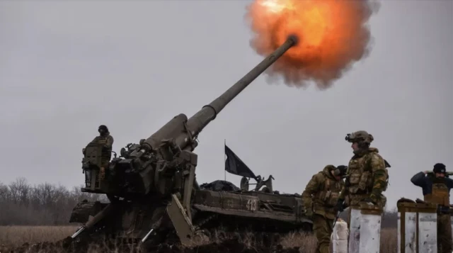 Ciidamada Ukraine oo iska difaacaya kooxda Wagner.