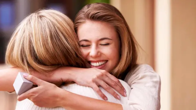 И уж если вам так хочется что-то купить, что прямо невтерпеж, - купите это не себе. Увидите - вам станет лучше